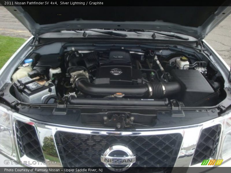 Silver Lightning / Graphite 2011 Nissan Pathfinder SV 4x4