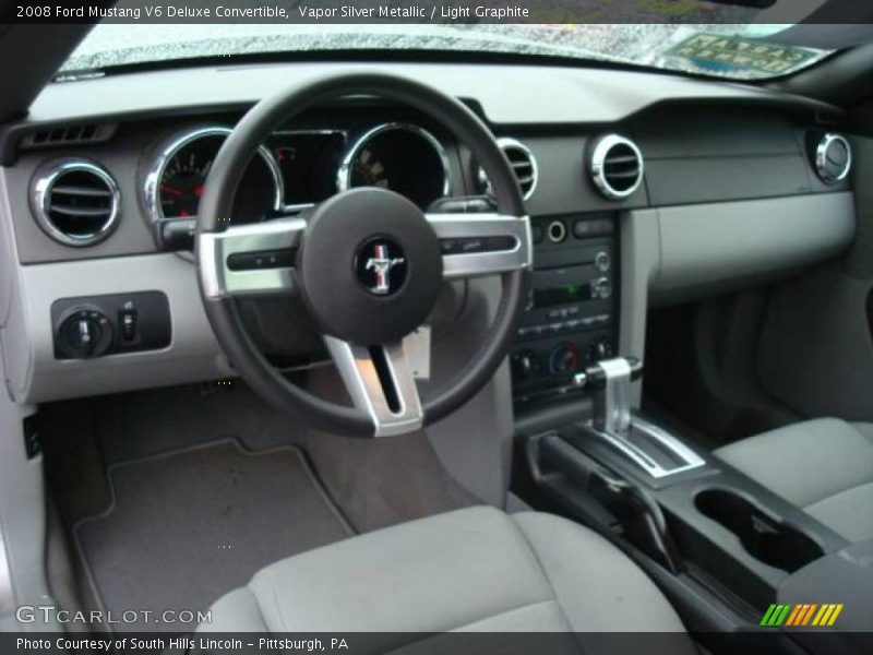 Vapor Silver Metallic / Light Graphite 2008 Ford Mustang V6 Deluxe Convertible