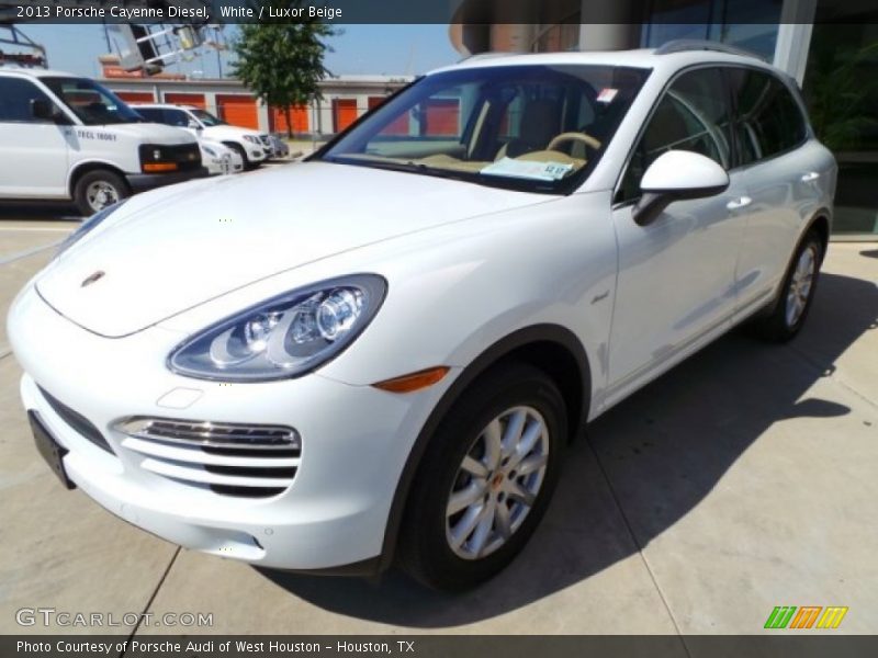 White / Luxor Beige 2013 Porsche Cayenne Diesel