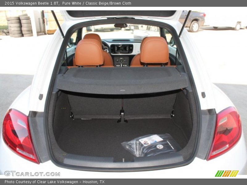 Pure White / Classic Beige/Brown Cloth 2015 Volkswagen Beetle 1.8T