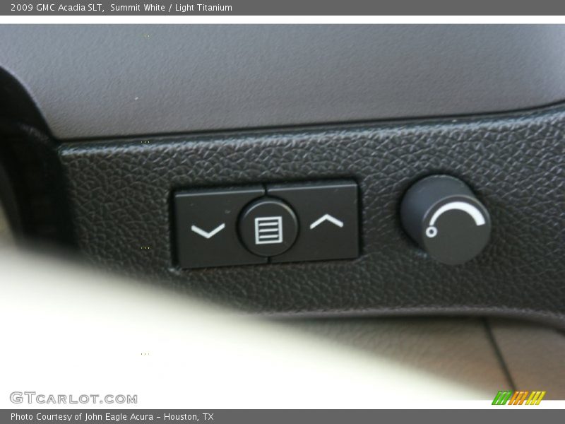 Summit White / Light Titanium 2009 GMC Acadia SLT