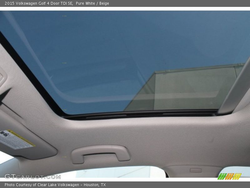 Pure White / Beige 2015 Volkswagen Golf 4 Door TDI SE