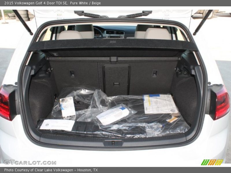 Pure White / Beige 2015 Volkswagen Golf 4 Door TDI SE