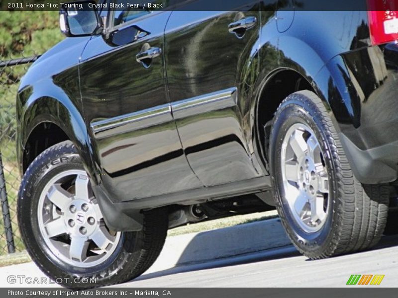 Crystal Black Pearl / Black 2011 Honda Pilot Touring