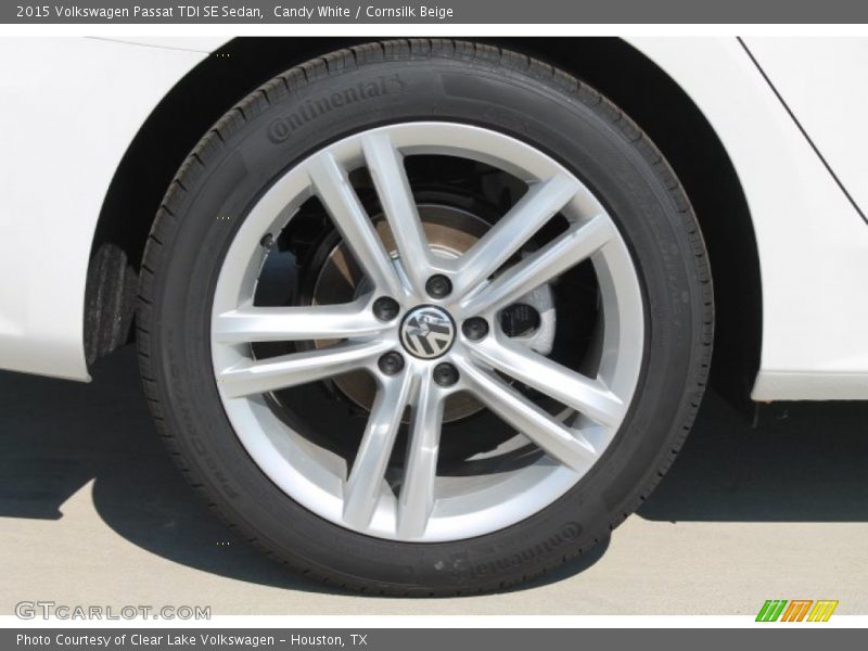Candy White / Cornsilk Beige 2015 Volkswagen Passat TDI SE Sedan
