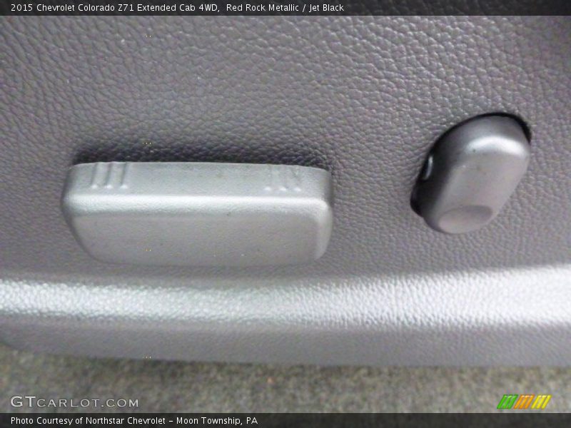 Red Rock Metallic / Jet Black 2015 Chevrolet Colorado Z71 Extended Cab 4WD