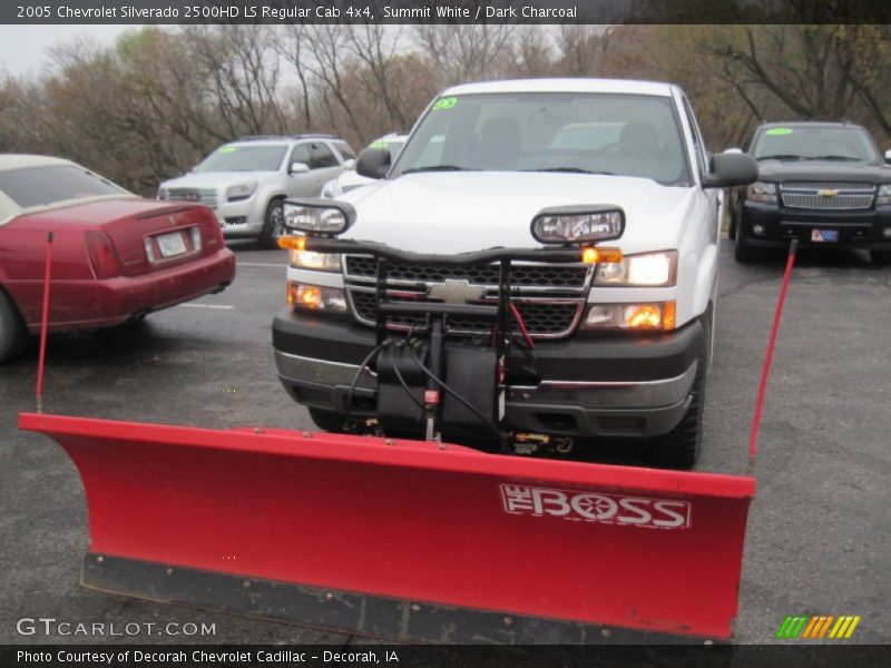 Summit White / Dark Charcoal 2005 Chevrolet Silverado 2500HD LS Regular Cab 4x4