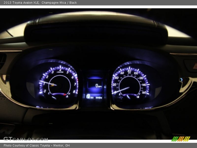 Champagne Mica / Black 2013 Toyota Avalon XLE