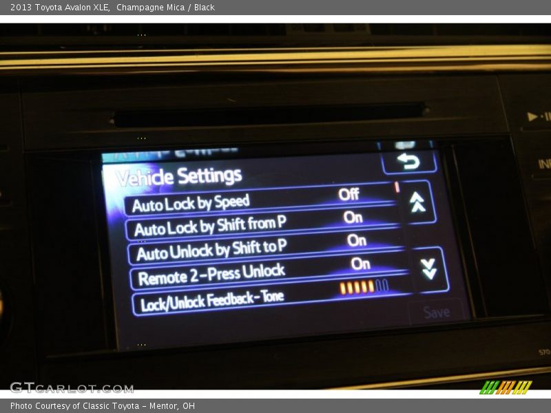 Champagne Mica / Black 2013 Toyota Avalon XLE