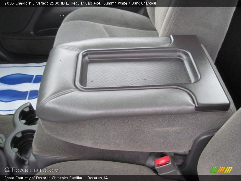 Summit White / Dark Charcoal 2005 Chevrolet Silverado 2500HD LS Regular Cab 4x4