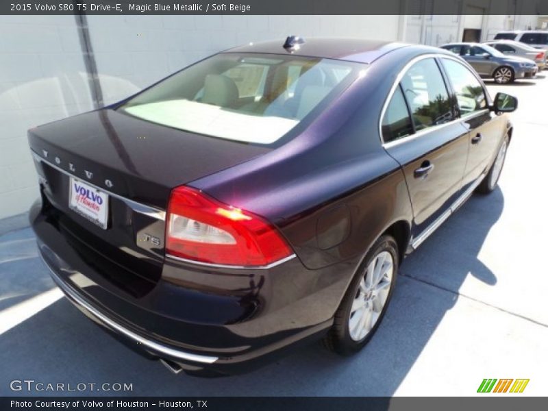 Magic Blue Metallic / Soft Beige 2015 Volvo S80 T5 Drive-E