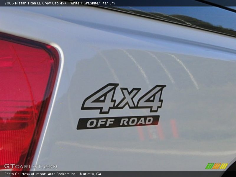 White / Graphite/Titanium 2006 Nissan Titan LE Crew Cab 4x4