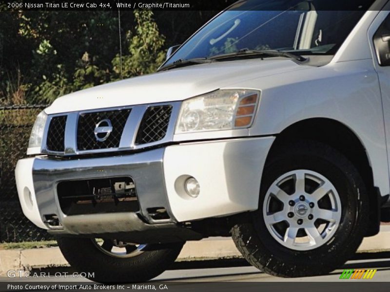 White / Graphite/Titanium 2006 Nissan Titan LE Crew Cab 4x4