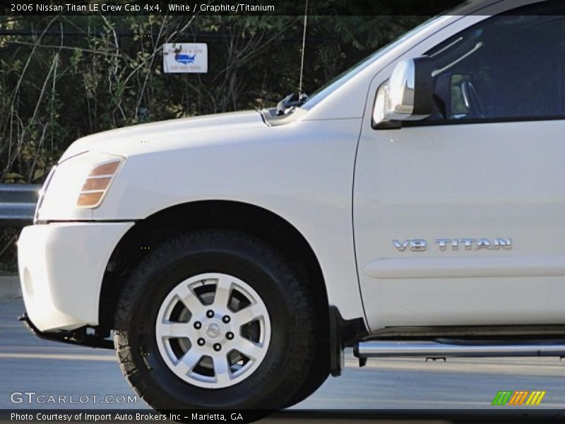 White / Graphite/Titanium 2006 Nissan Titan LE Crew Cab 4x4