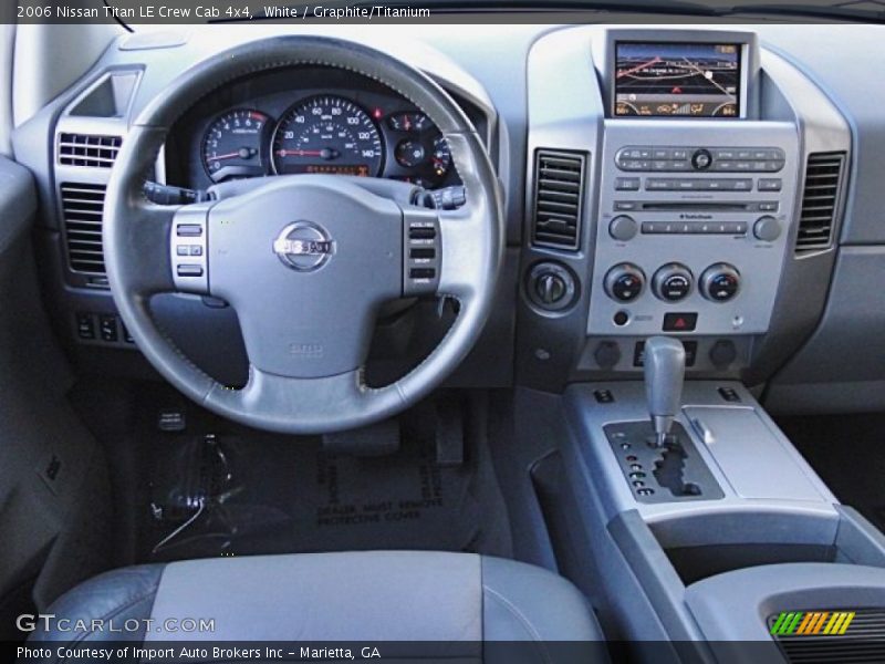 White / Graphite/Titanium 2006 Nissan Titan LE Crew Cab 4x4
