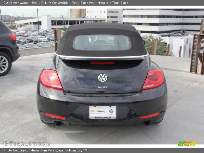 Deep Black Pearl Metallic / Titan Black 2014 Volkswagen Beetle R-Line Convertible