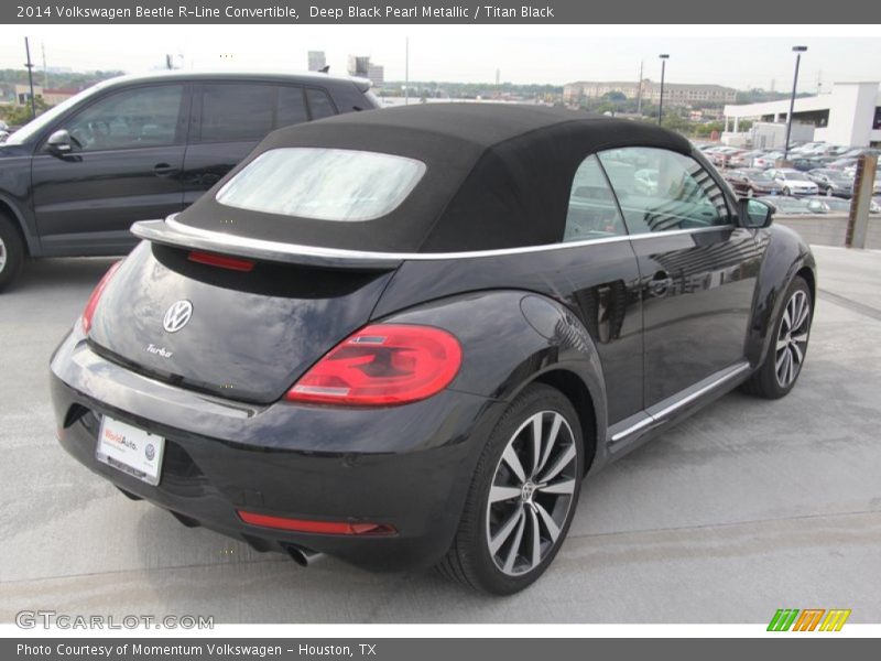 Deep Black Pearl Metallic / Titan Black 2014 Volkswagen Beetle R-Line Convertible