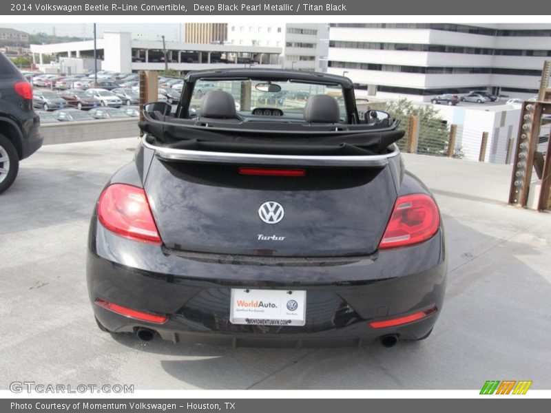 Deep Black Pearl Metallic / Titan Black 2014 Volkswagen Beetle R-Line Convertible