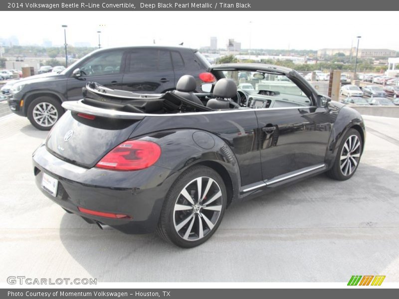 Deep Black Pearl Metallic / Titan Black 2014 Volkswagen Beetle R-Line Convertible