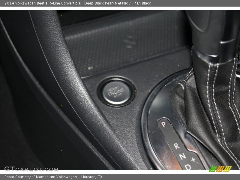Deep Black Pearl Metallic / Titan Black 2014 Volkswagen Beetle R-Line Convertible