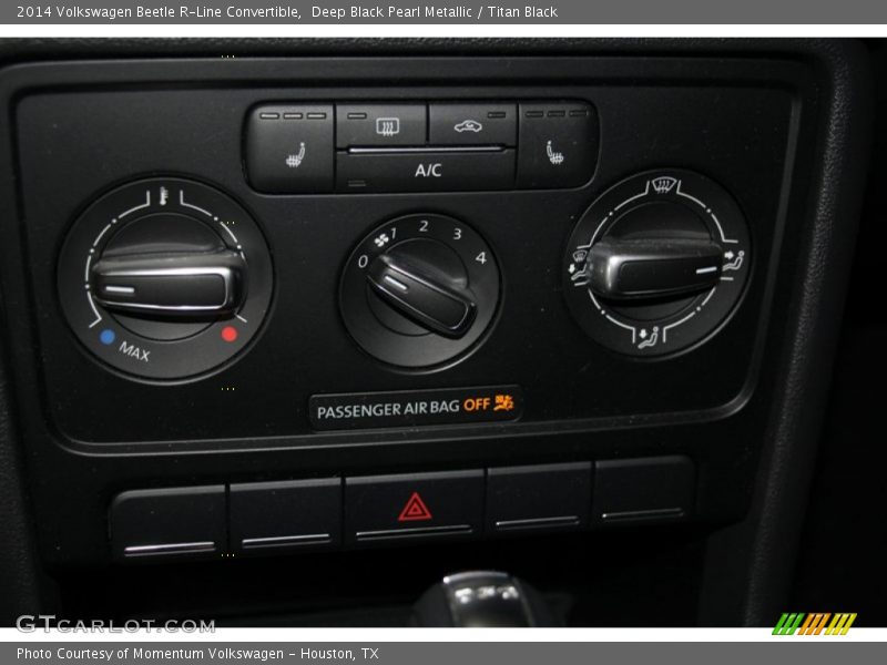 Controls of 2014 Beetle R-Line Convertible