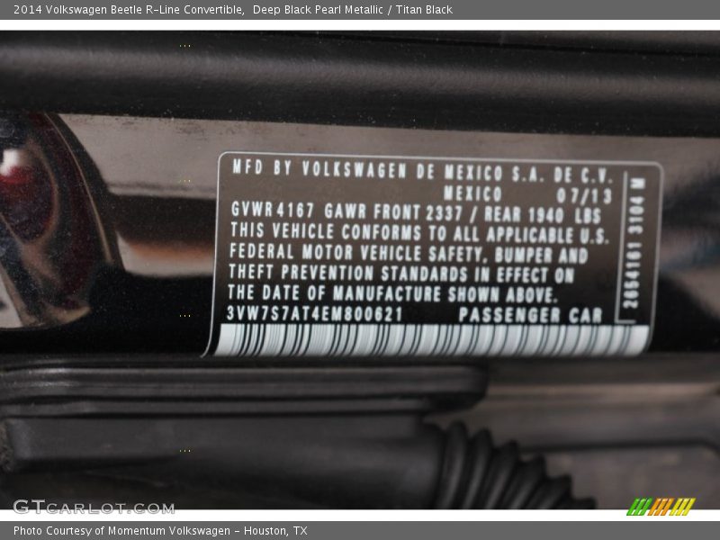 Deep Black Pearl Metallic / Titan Black 2014 Volkswagen Beetle R-Line Convertible