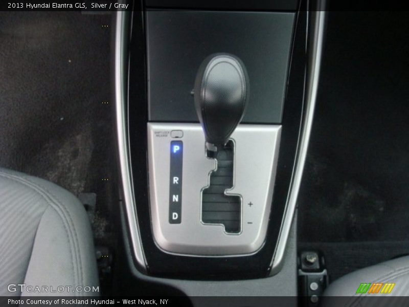Silver / Gray 2013 Hyundai Elantra GLS