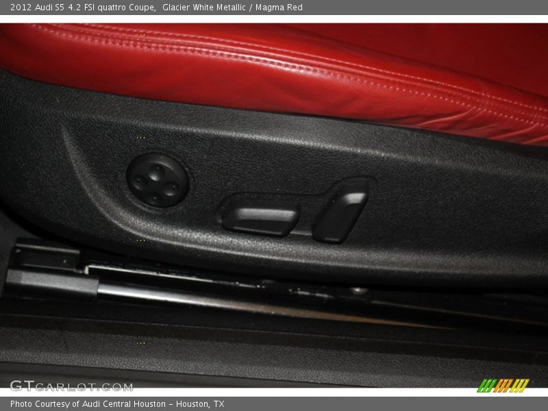 Glacier White Metallic / Magma Red 2012 Audi S5 4.2 FSI quattro Coupe