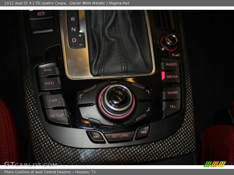Glacier White Metallic / Magma Red 2012 Audi S5 4.2 FSI quattro Coupe