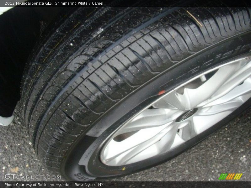 Shimmering White / Camel 2013 Hyundai Sonata GLS