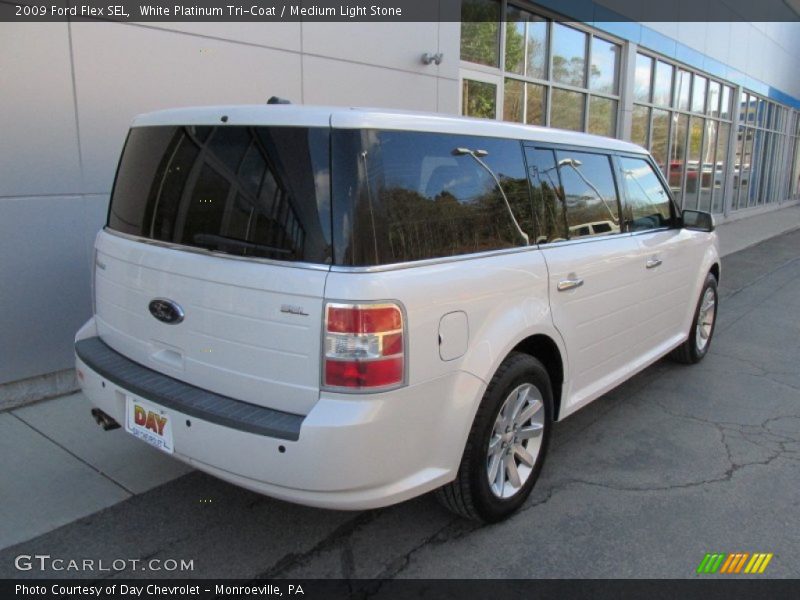 White Platinum Tri-Coat / Medium Light Stone 2009 Ford Flex SEL