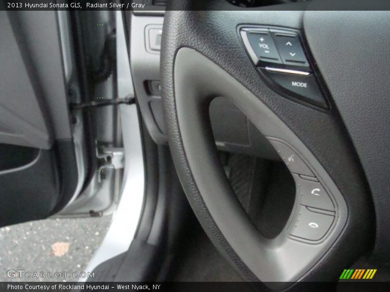 Radiant Silver / Gray 2013 Hyundai Sonata GLS