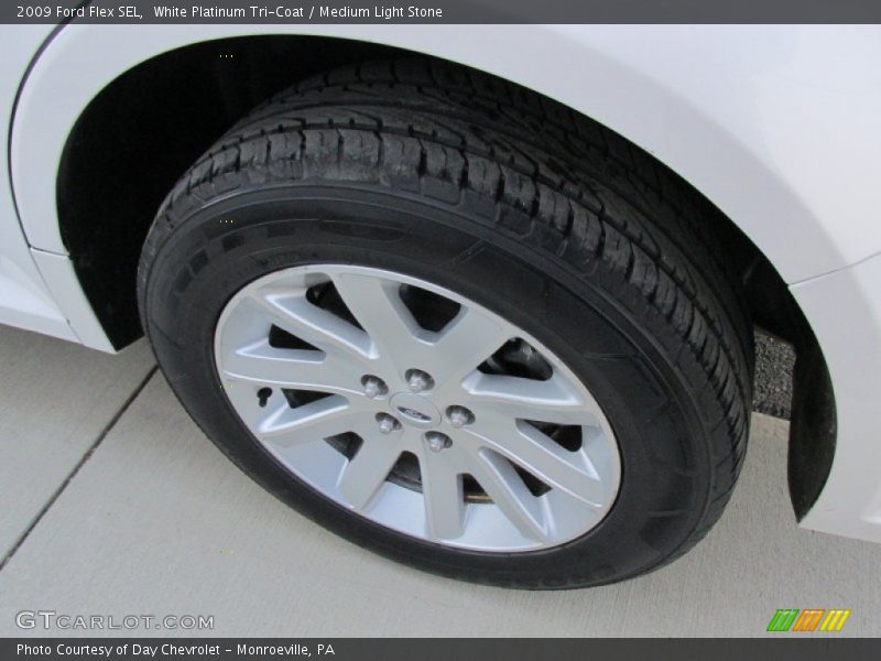 White Platinum Tri-Coat / Medium Light Stone 2009 Ford Flex SEL