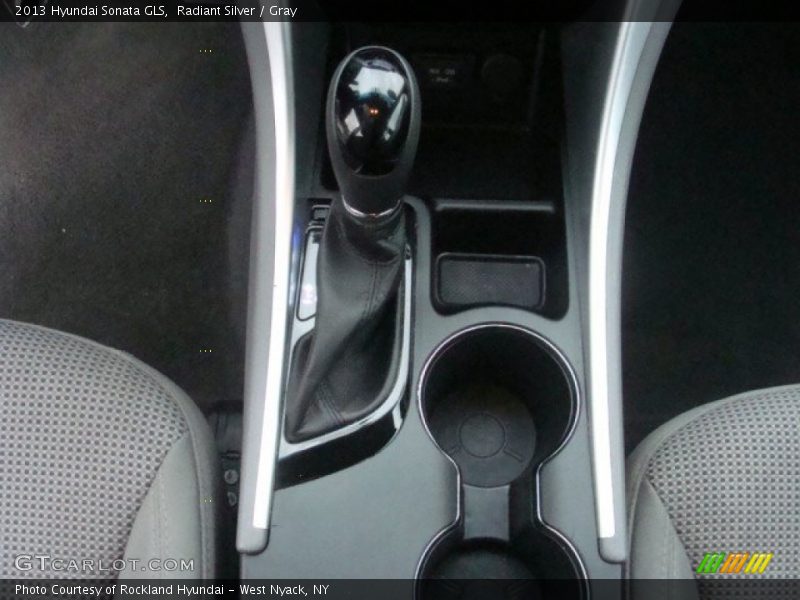 Radiant Silver / Gray 2013 Hyundai Sonata GLS