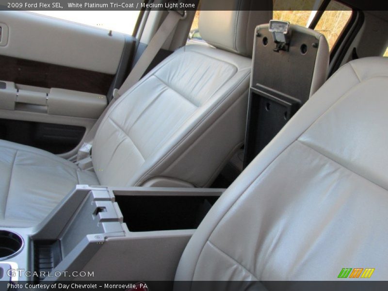 White Platinum Tri-Coat / Medium Light Stone 2009 Ford Flex SEL