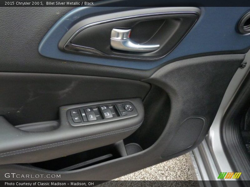 Billet Silver Metallic / Black 2015 Chrysler 200 S
