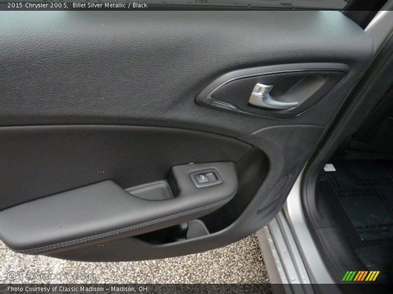 Billet Silver Metallic / Black 2015 Chrysler 200 S