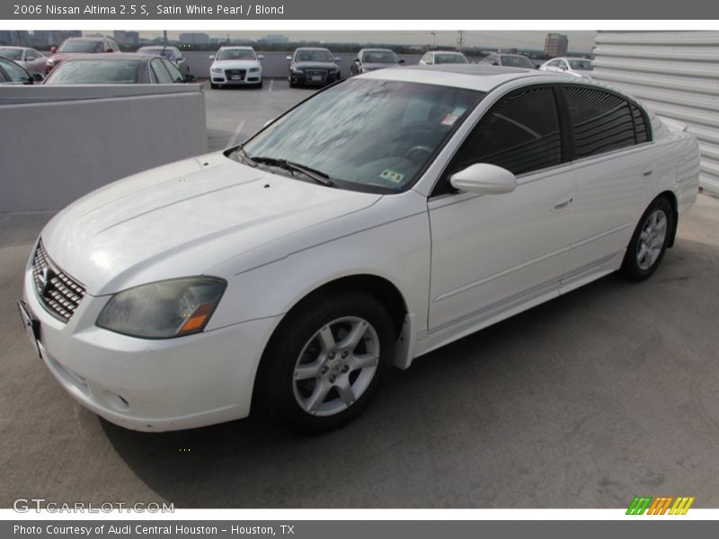 Satin White Pearl / Blond 2006 Nissan Altima 2.5 S