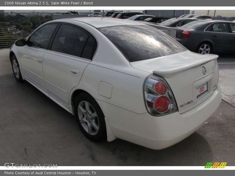Satin White Pearl / Blond 2006 Nissan Altima 2.5 S