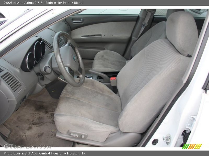 Satin White Pearl / Blond 2006 Nissan Altima 2.5 S