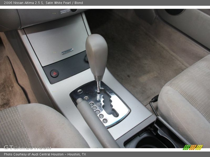 Satin White Pearl / Blond 2006 Nissan Altima 2.5 S