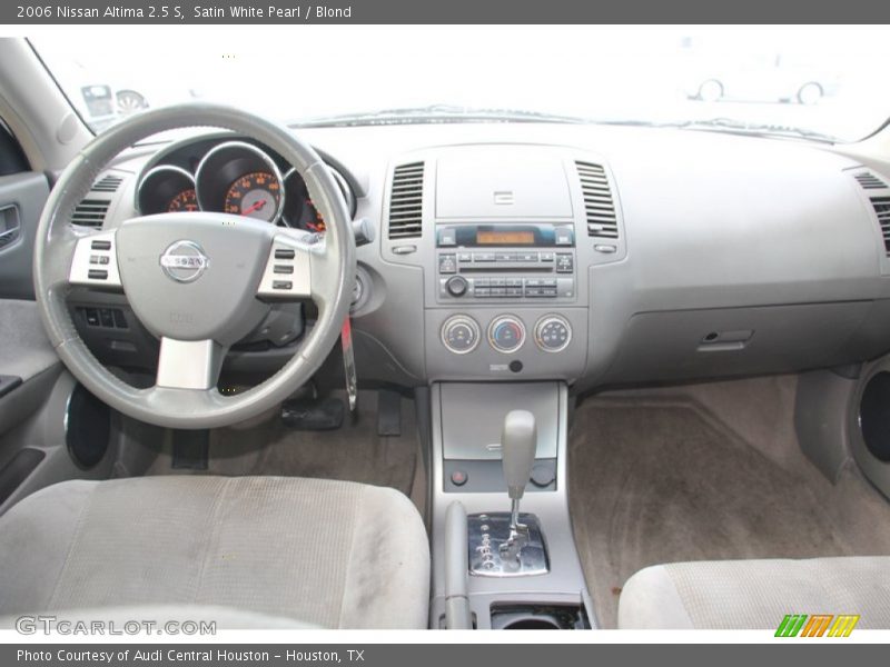 Satin White Pearl / Blond 2006 Nissan Altima 2.5 S