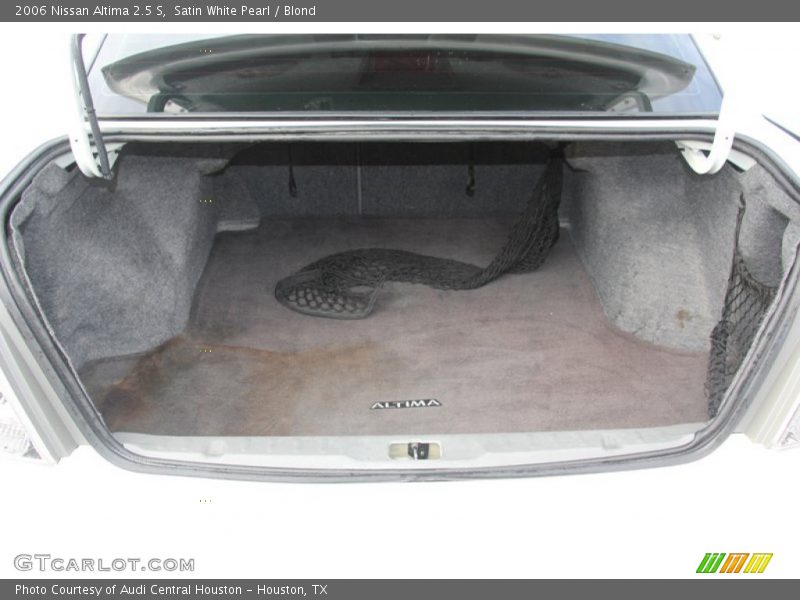 Satin White Pearl / Blond 2006 Nissan Altima 2.5 S