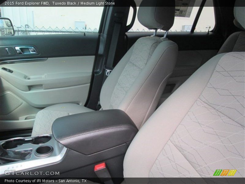 Tuxedo Black / Medium Light Stone 2015 Ford Explorer FWD