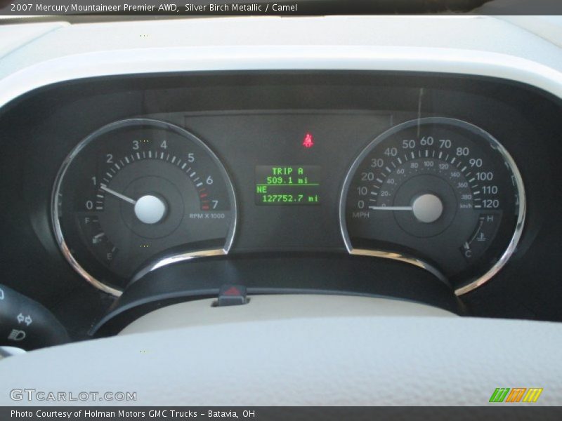 Silver Birch Metallic / Camel 2007 Mercury Mountaineer Premier AWD
