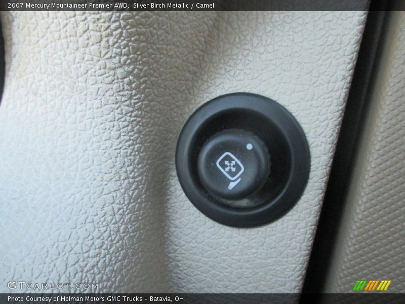 Silver Birch Metallic / Camel 2007 Mercury Mountaineer Premier AWD