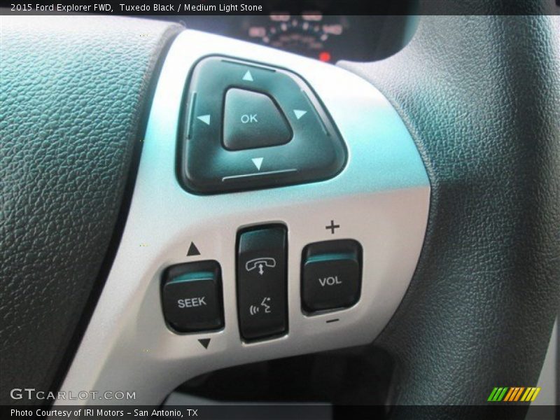 Tuxedo Black / Medium Light Stone 2015 Ford Explorer FWD