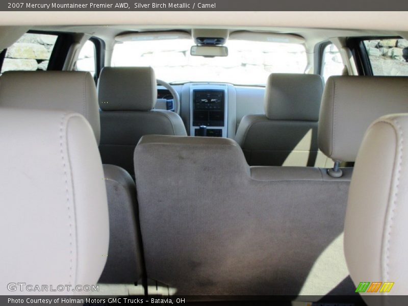 Silver Birch Metallic / Camel 2007 Mercury Mountaineer Premier AWD
