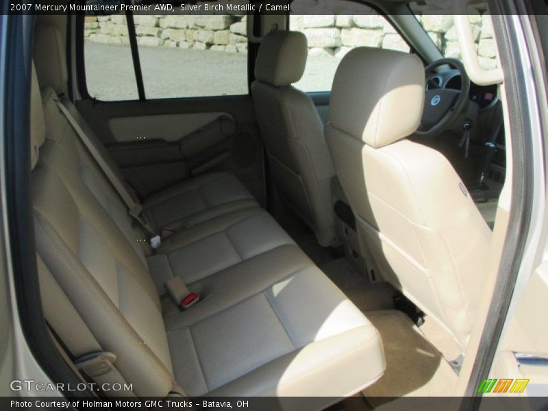 Silver Birch Metallic / Camel 2007 Mercury Mountaineer Premier AWD
