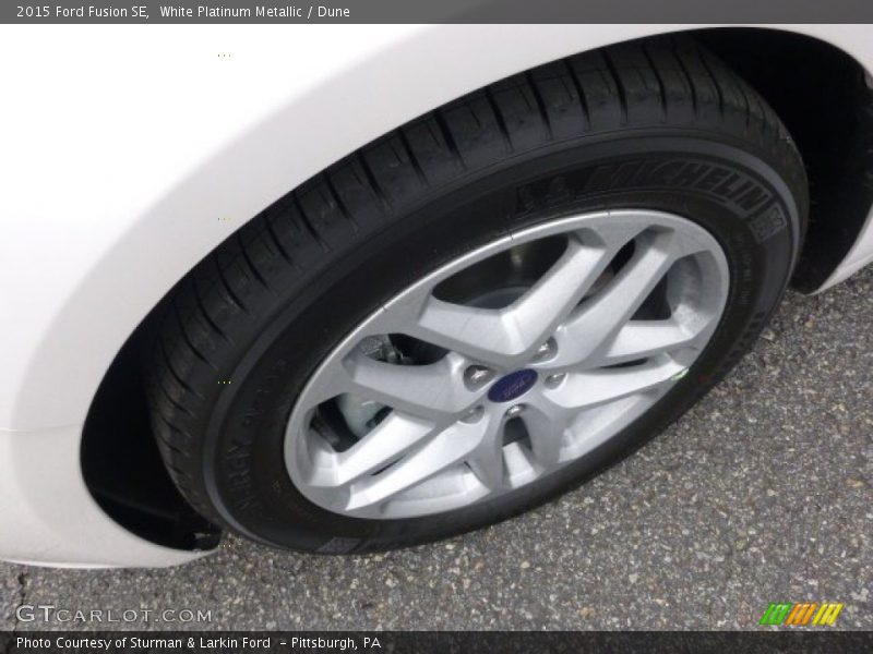 White Platinum Metallic / Dune 2015 Ford Fusion SE